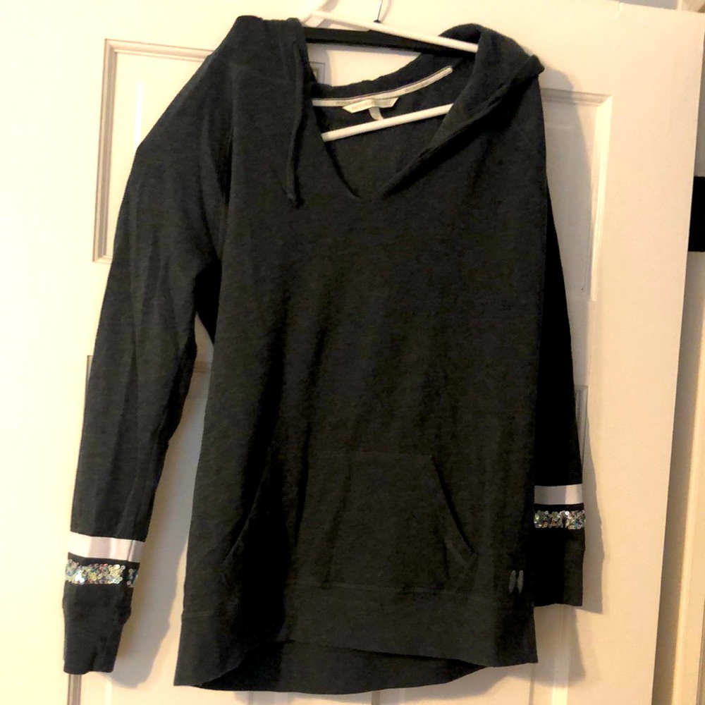 Victoria’s Secret V neck sweatshirt XS